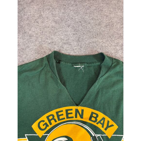 Vintage 90s Green Bay Packers Shirt Mens Small Green V Neck NFL Football Tee - Picture 6 of 6